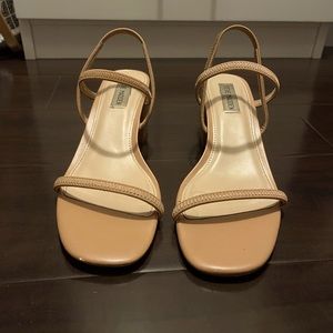 Steve Madden nude heel